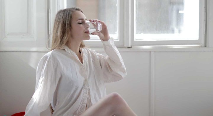 Drink 2 glazen water als je opstaat