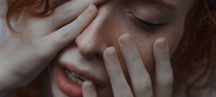 Angstige vrouwen - Foto door Ana Bregantin van Pexels